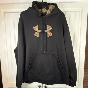 Under Armour Men’s Hoodie – Black w/ Digital Camo Logo – Size XXL